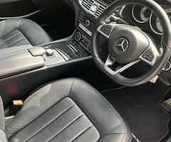 Mercedes-Benz CLS 220 AMG Premium Line.