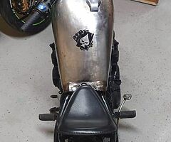 Yamaha xj550 1982 bobber project