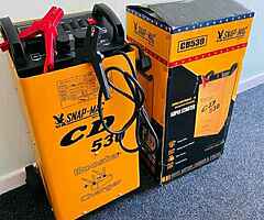 US SNAP MAC 12/24 VOLT BATTERY CHARGER & BOOSTER 
JUMP STARTER FREE DELIVERY