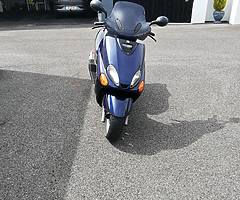 Yamaha majesty 125