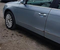 Volkswagen Passat - Image 6/10