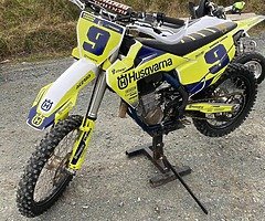Husky 450 ..
