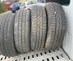4 tyres