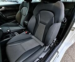 2013 Audi  A1 - Image 6/10