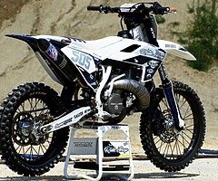 Looking 2 stroke only!!
