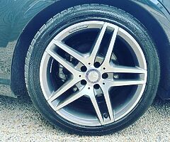 151 Mercedes Benz E220 AMG Line - Image 6/10