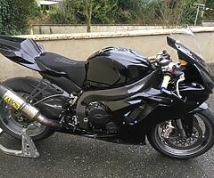 suzuki gsxr 600 race/track bike