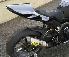 suzuki gsxr 600 race/track bike