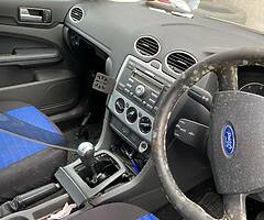 Ford Focus estate TDCI Full car for parts.