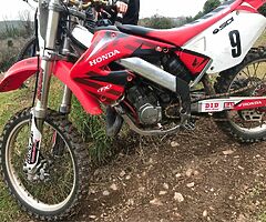 2002 Honda CR - Image 4/6