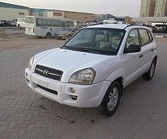 Huyndai tucsan 2007 - Image 3/10