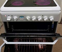 60cm Indesit electric cooker