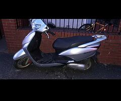 2006 Honda Lead