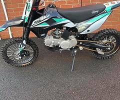 Pit bike (120R)