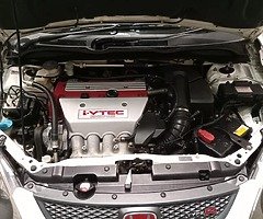 2004 Honda Civic jdm Type R - Image 6/10