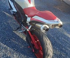 Yamaha r1