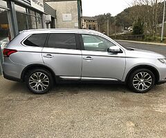 2015 Mitsubishi Outlander 2.2 4WD 7 Seater Automatic NEW MODEL