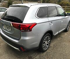 2015 Mitsubishi Outlander 2.2 4WD 7 Seater Automatic NEW MODEL - Image 4/10
