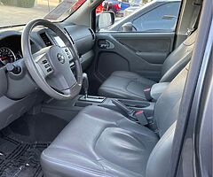 2019 Nissan Frontier · SL Pickup 4D 5 ft - Image 4/9