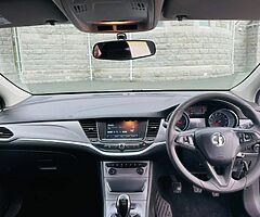 2017 Vauxhall Astra 1.6 Diesel , Top Sec - Image 6/10