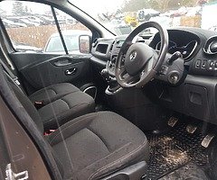 BREAKING VAUXHALL VIVARO
