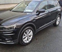 Volkswagen Tiguan - Image 8/10