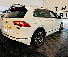 2016 Volkswagen Tiguan - Image 9/9