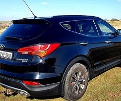 Hyundai santa fe ((NEW MODEL)) Open to nearest offer - Image 8/10