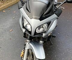 2009 Honda CB - Image 8/10