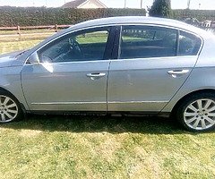 Volkswagen Passat blue motion - Image 4/10