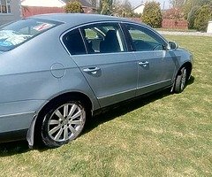 Volkswagen Passat blue motion - Image 6/10