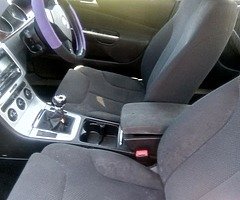 Volkswagen Passat blue motion - Image 9/10