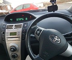 Automatic Yaris 07 - Image 5/9
