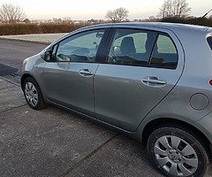 Automatic Yaris 07 - Image 8/9
