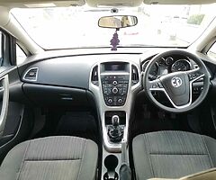 2010 Vauxhall Astra - Image 8/8