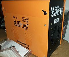 Brand New gasless 150amp mig welder snap mac 
Free Delivery