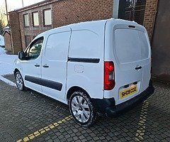 2014 Alpine Transporter - Image 5/10