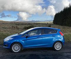2015 Ford Fiesta - Image 6/9
