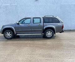 2011 Isuzu Dmax 3.0 Tdi Automatic.1 owner .In Excellent condition - Image 5/7