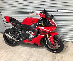 2016 Yamaha R1