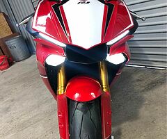2016 Yamaha R1 - Image 3/10