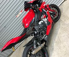 2016 Yamaha R1 - Image 5/10