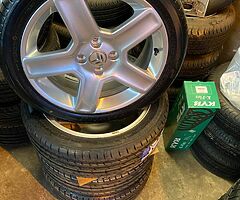 Vortex alloys 17” (brand new tyres ) mint