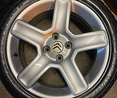 Vortex alloys 17” (brand new tyres ) mint