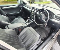 (162) Škoda Superb Estate 2.0tdi - Image 3/10
