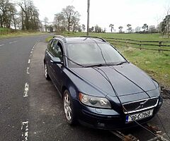 I buy scrap cars non-runners driving or not driving NCT failures cars vans jeeps caravans cash in ha - Image 3/5