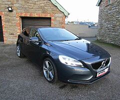 2017 Volvo V40 - Image 10/10