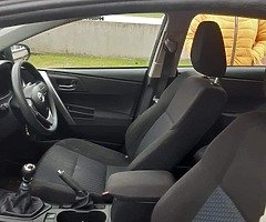 141 Toyota Auris - Image 8/8