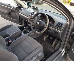 Volkswagen golf commercial 2008 - Image 8/10