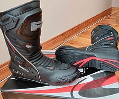 Richa motorcycle boots size 9